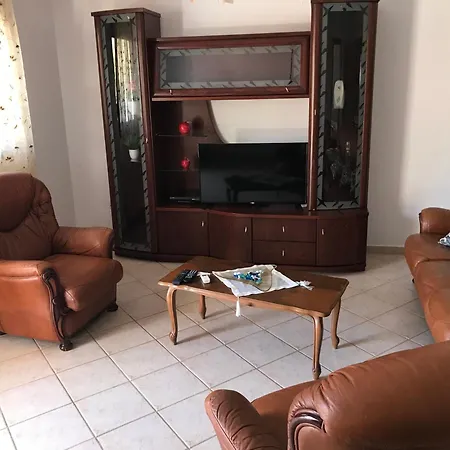 Apartment Kali Stalonia *